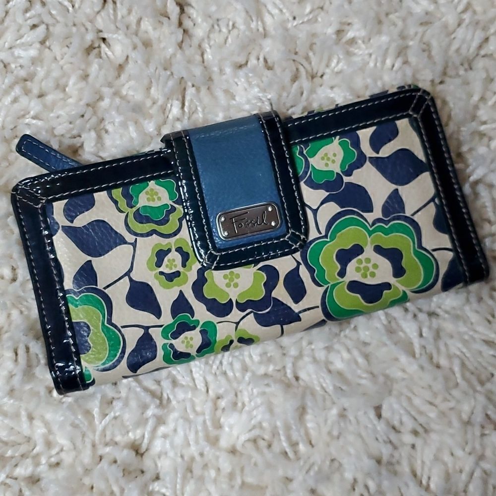 FOSSIL Leather Wallet    - Picture 2 of 9